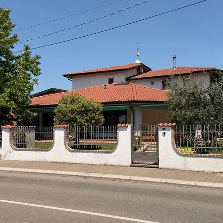 I Tre Ulivi 1 Apartment Mozzate